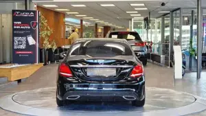 Mercedes-Benz C 180 Bild 8