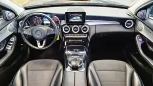 Mercedes-Benz C 180 Bild 10