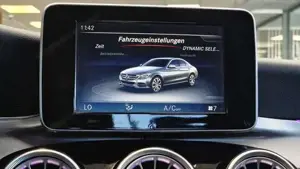 Mercedes-Benz C 180 Bild 13