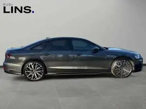 Audi A8 Bild 6