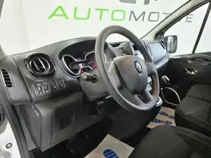 Renault Trafic Bild 6