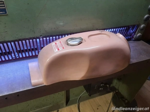 Motorradtank für Honda