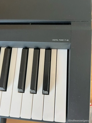 Yamaha Digital Piano P-45 Bild 2