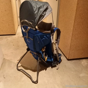 Deuter Wandertrage samt Sonnenschutz