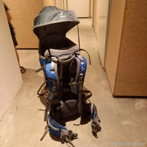 Deuter Wandertrage samt Sonnenschutz Bild 2