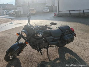 Um Renegade 125ccm Bild 3