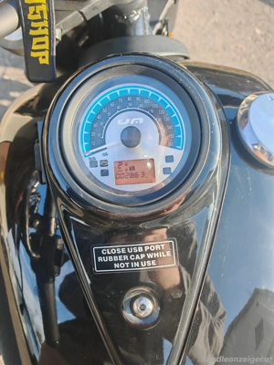 Um Renegade 125ccm Bild 2