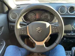 Suzuki Vitara Bild 12