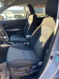 Suzuki Vitara Bild 8