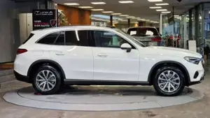 Mercedes-Benz C 200 Bild 4