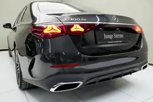 Mercedes-Benz E 300 Bild 11