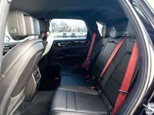 Porsche Cayenne Bild 13