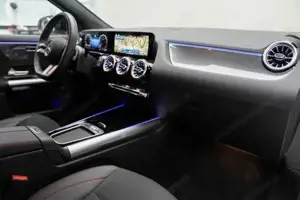 Mercedes-Benz GLA 200 Bild 7