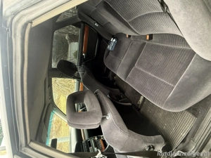 Audi 100 quattro schwarz Bild 4