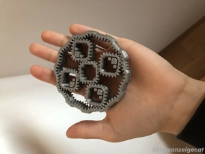 Einfacher Finger Fidget Spinner. eckig 3D gedruckt. Bild 3