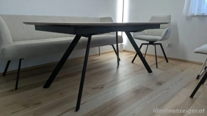 Esszimmertisch eiche ausziehbar