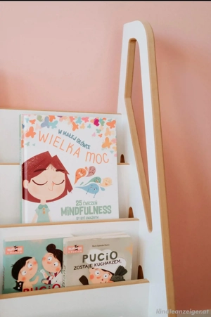 Bücherregal Montessori Bild 3