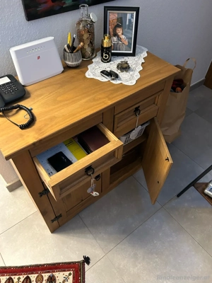  Vollholzkommode Bild 3
