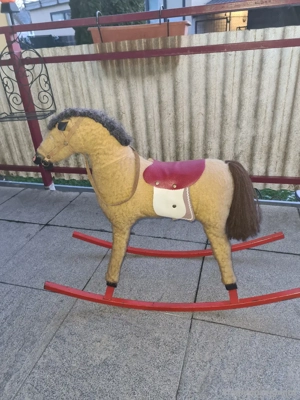 altes schaukelpferd Bild 3