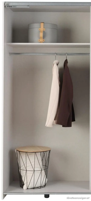 Schwebetürenschrank Bild 3