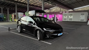 Tesla Model X   gepflegter Top-Zustand | 6 Sitzer | MCU2 | Gratis Supercharging Bild 3