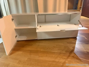 Kommode gegen Abholung zu verschenken! Bild 2