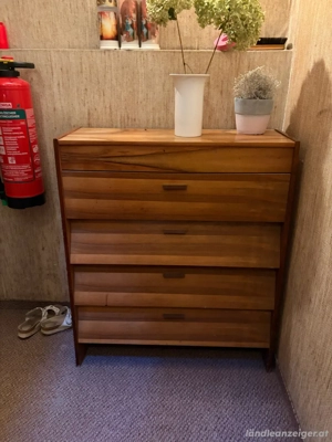 Schuhschrank zu verschenken