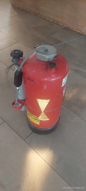 Lampe Feuerlöscher  Bild 2