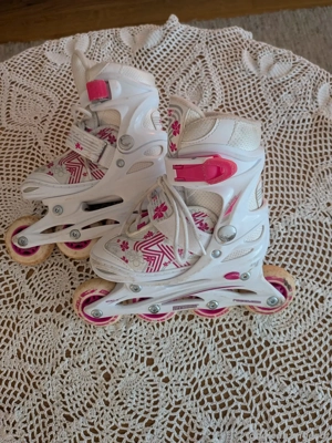 Kinder-Rollerblades zu verkaufen - verstellbare Größe 26-29