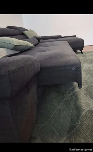 Moderne Eckcouch mit elektrischer Bettfunktion Bild 4