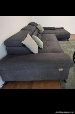 Moderne Eckcouch mit elektrischer Bettfunktion Bild 3