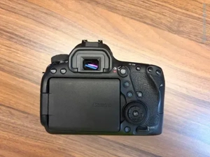 Digitalcamera Canon EOS 6D Mark II Bild 6