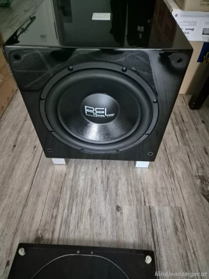 REL T7 aktiver Subwoofer Bild 3