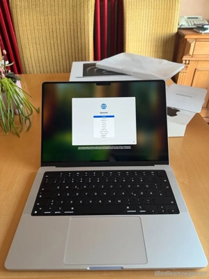 Apple MacBook Pro 14 Zoll M3 Pro Chip 18GB RAM 1TB SSD Silber (Sehr Gut) Bild 2