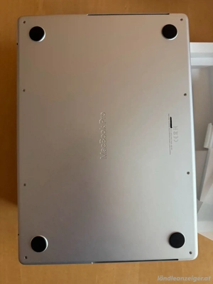 Apple MacBook Pro 14 Zoll M3 Pro Chip 18GB RAM 1TB SSD Silber (Sehr Gut) Bild 5