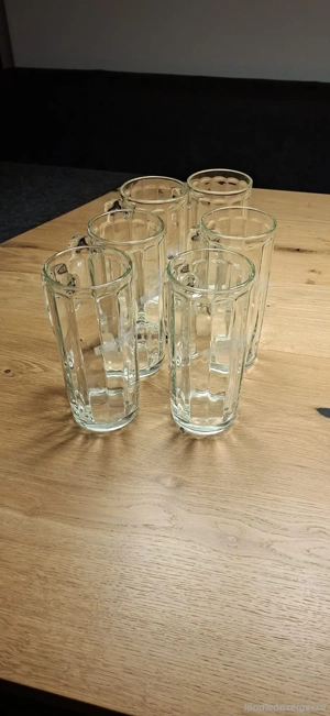 Gläser Besteck Bild 2