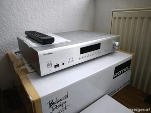 Rotel A12 Vollverstärker Neuwertig