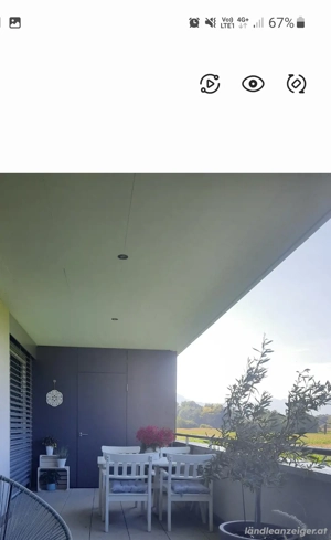 Gartentisch und Stühle