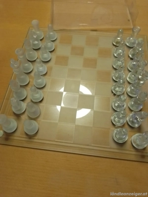Schach aus Glas  Bild 2