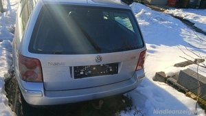 Auto VW Passat Kombilimousine  Bild 2