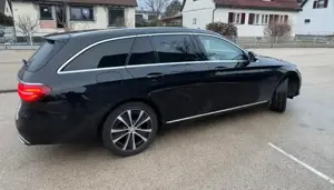 Mercedes  E 220 CDI Avantgarde  360 kamera Bild 2
