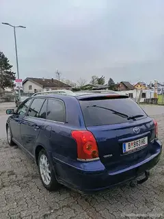 Toyota Avensis Bild 8
