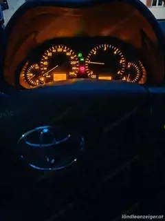 Toyota Avensis Bild 2