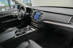 Volvo XC90 Ultimate, B5 Mild Hybrid, Diesel, Dark, 7 Bild 7