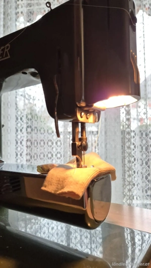 Antike Koffernähmaschine Marke Keller - funktionstüchtig Bild 7