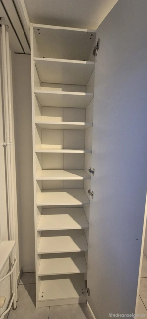 Schmaler Hochschrank  Bild 2
