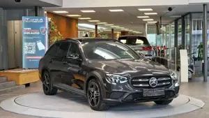 Mercedes-Benz E 400 Bild 8