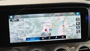 Mercedes-Benz E 400 Bild 18