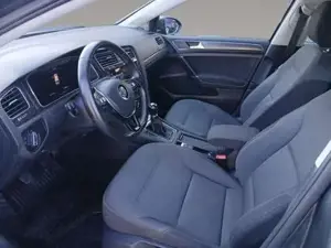 Volkswagen Golf Bild 9