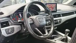 Audi A4 Bild 12